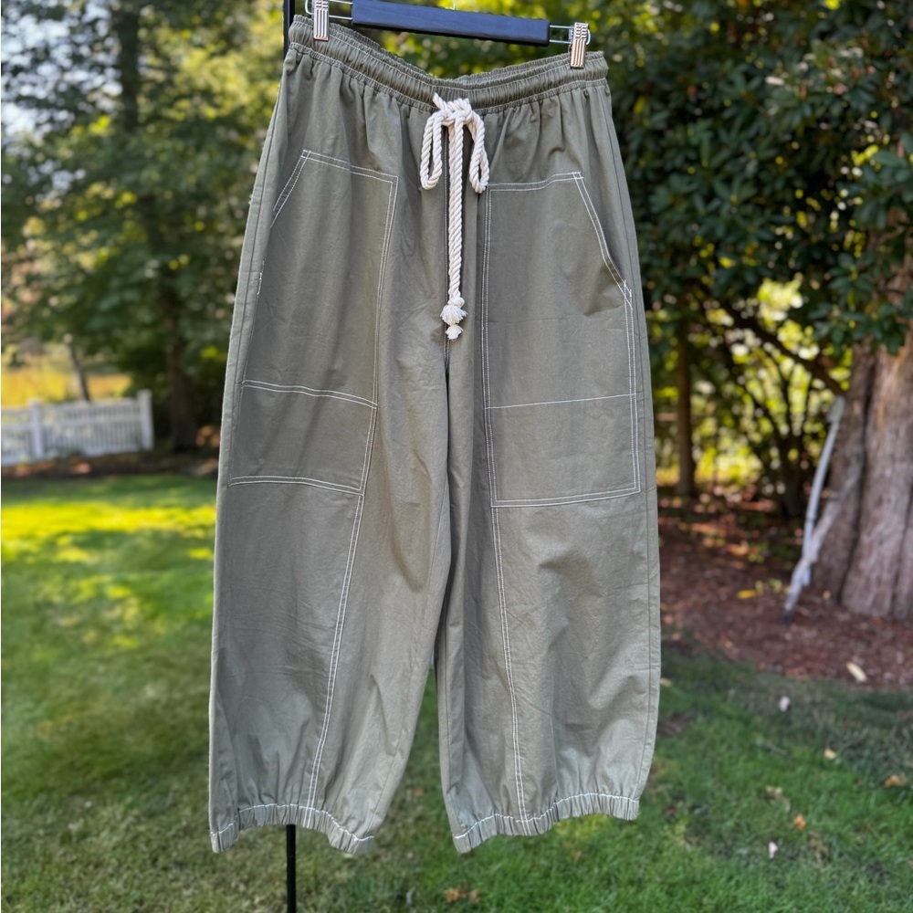 NWTS Oddi 1X Olive Green Barrel Joggers Rope Drawstring Contrast Stitch Pant